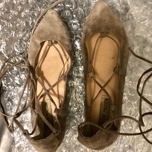Steve Madden Taupe Suede Eleanorr Laced Flats